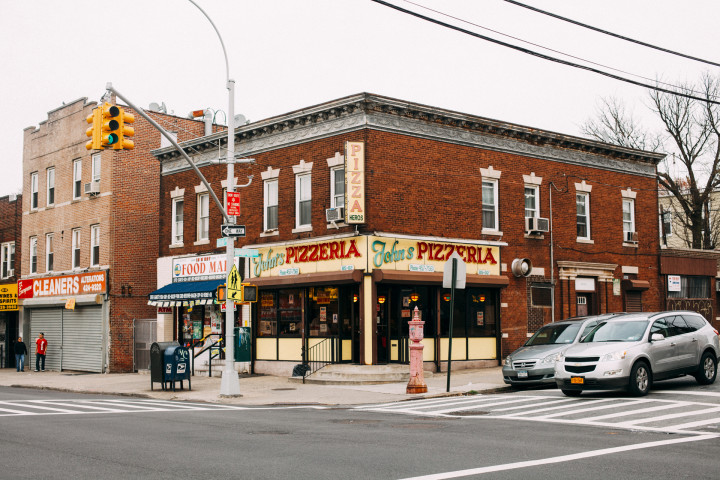 The-New-York-Pizza-Project_Johns-Pizzeria_Elmhurst